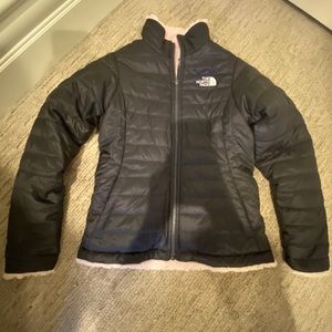 Girls Northface reversible jacket (dark navy+pink)